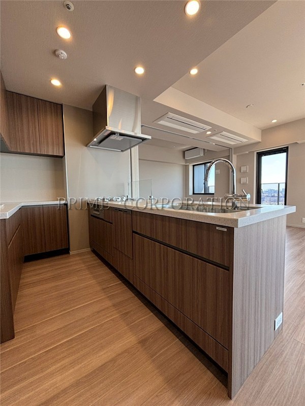JIYUGAOKA MUSE SQUARE THE RESIDENCE キッチン