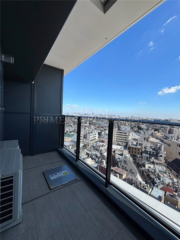 JIYUGAOKA MUSE SQUARE THE RESIDENCE ベランダ