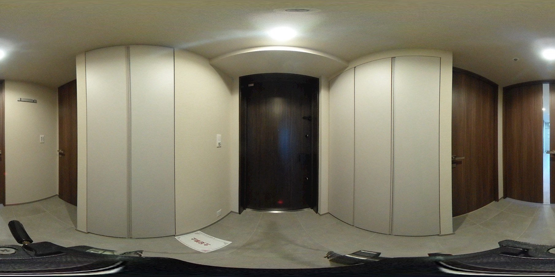 JIYUGAOKA MUSE SQUARE THE RESIDENCE 玄関
