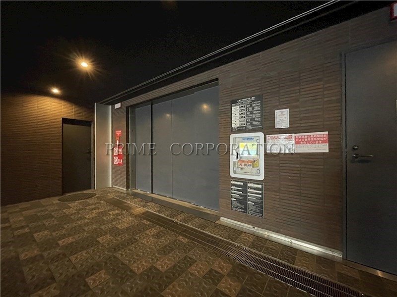 ヴィークコート市谷加賀町 駐車場