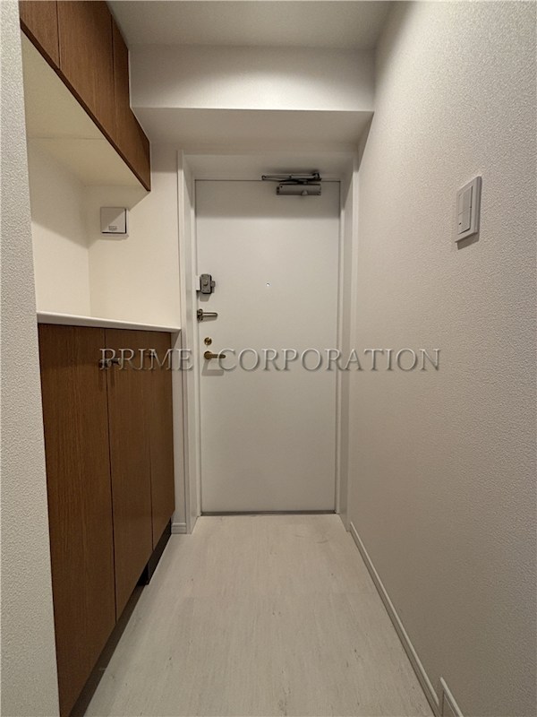 ソサエティ柿の木坂ANNEX 玄関