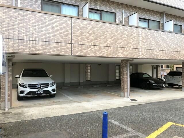 西落合ガーデン 駐車場