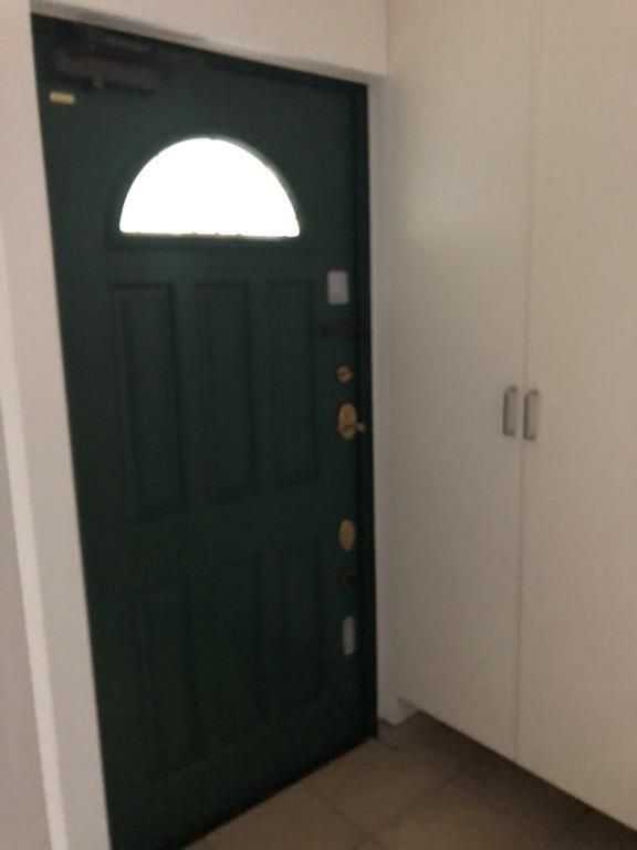 恵比寿戸建 玄関