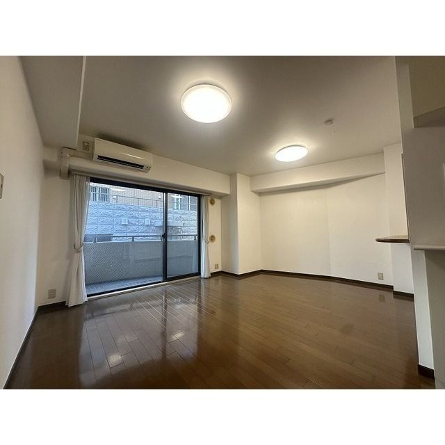 朝日マンション白金通り リビング