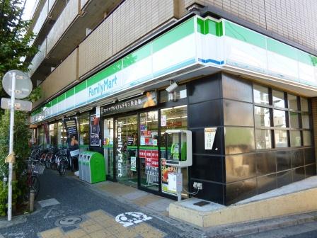 オープンレジデンシア下北沢コート コンビニ