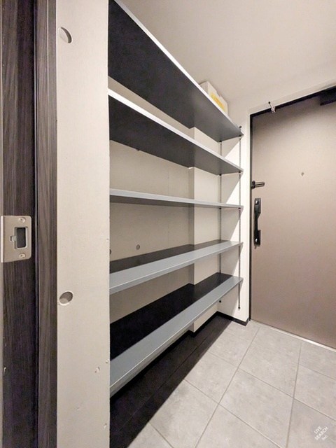 グランパセオ用賀 玄関