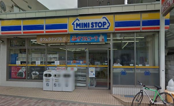 さくら白金 コンビニ