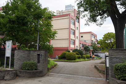 Clasia Jindaiji 中学校