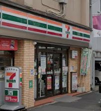 プラティーク高円寺北 コンビニ