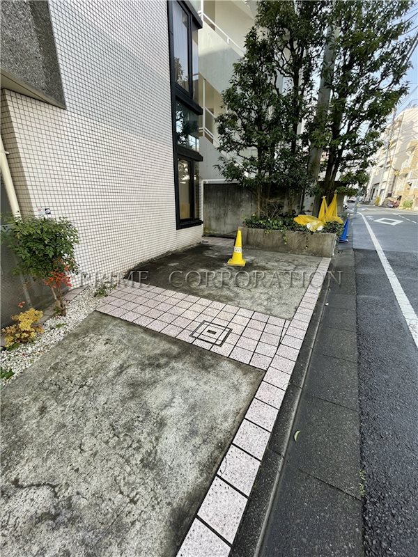 オークテラス 駐車場