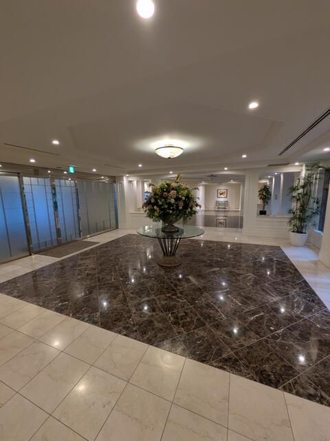 松濤アパートメント ロビー