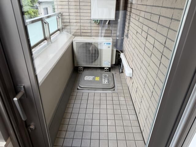 松濤アパートメント ベランダ