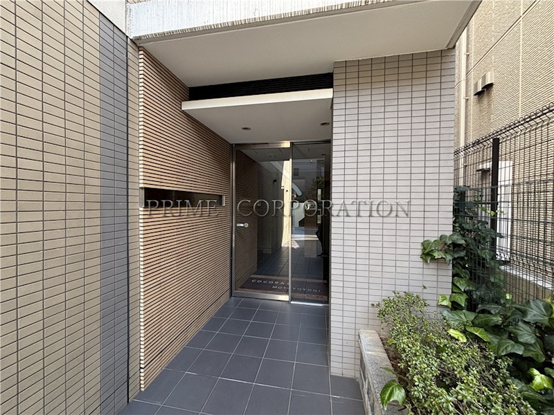 COCORAS MOTOYOYOGI エントランス