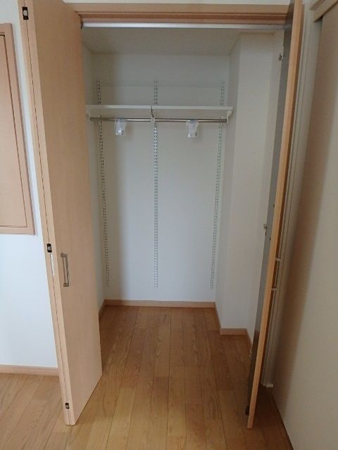 モモハウス 収納