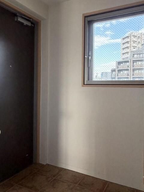 ERIGER T tomigaya 玄関