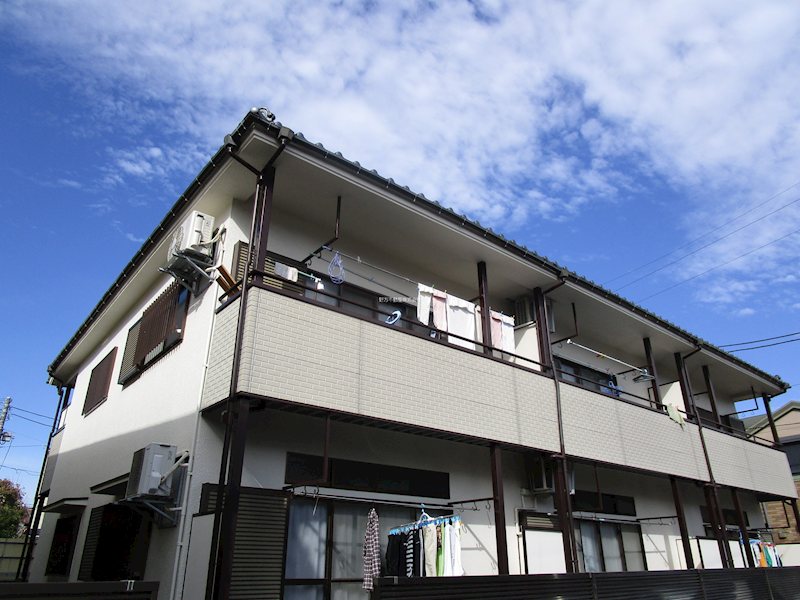 ファミーユ上鷺 外観