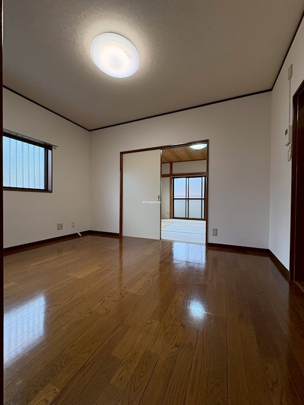 ファミーユ上鷺 内装