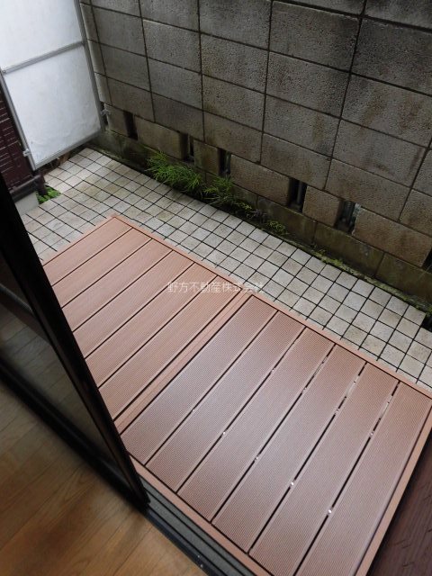 クリスタルガーデン ベランダ