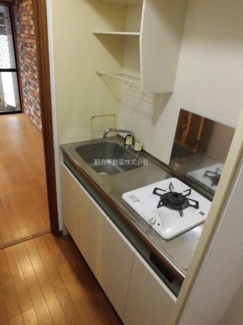 クリスタルガーデン キッチン