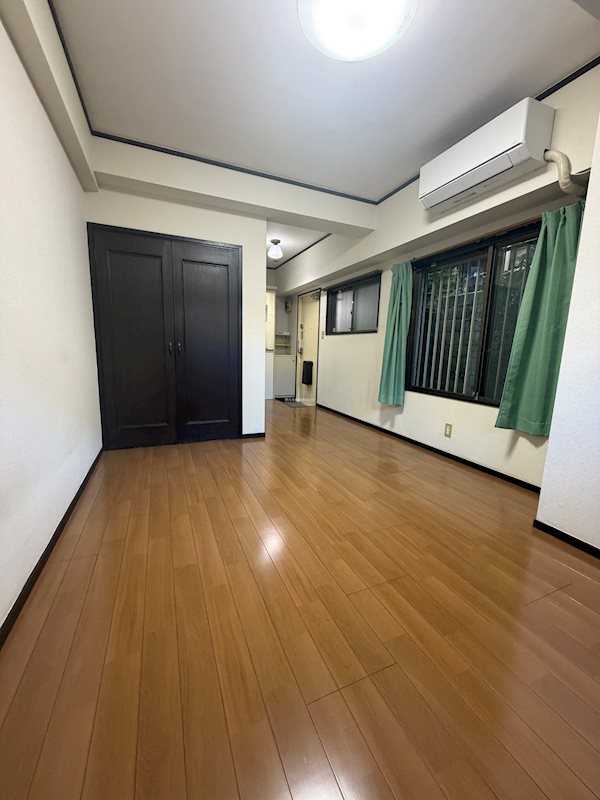 磯部アパート ベッドルーム