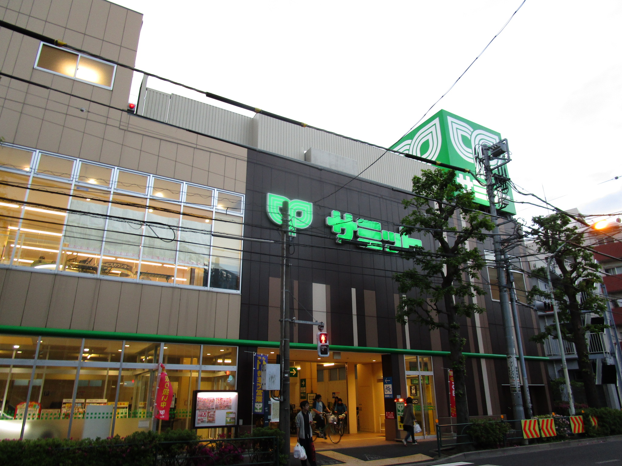 フラットじゅん  スーパー