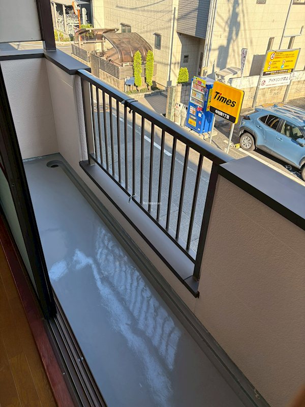 フラットじゅん  ベランダ