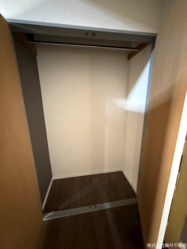 カトレアハウス 収納