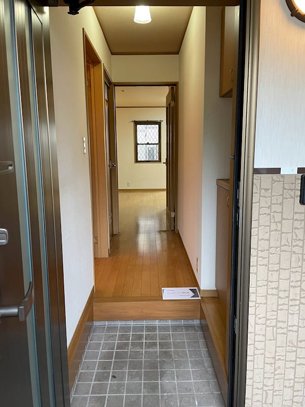 ヒカリハイツ 玄関