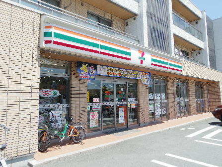 ラディーチェ コンビニ