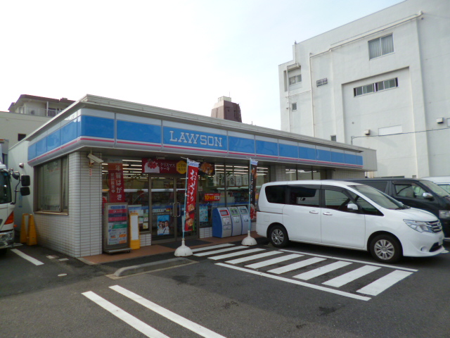 ファミール谷津 215 コンビニ