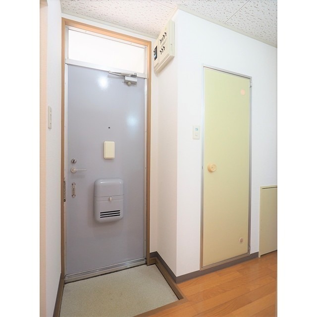 NNトピア 玄関