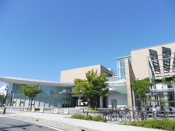 フレンド沼垂 図書館