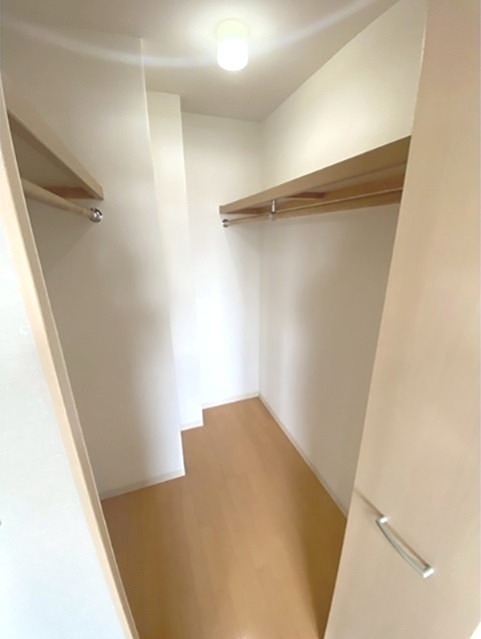 アヴァンティ 収納