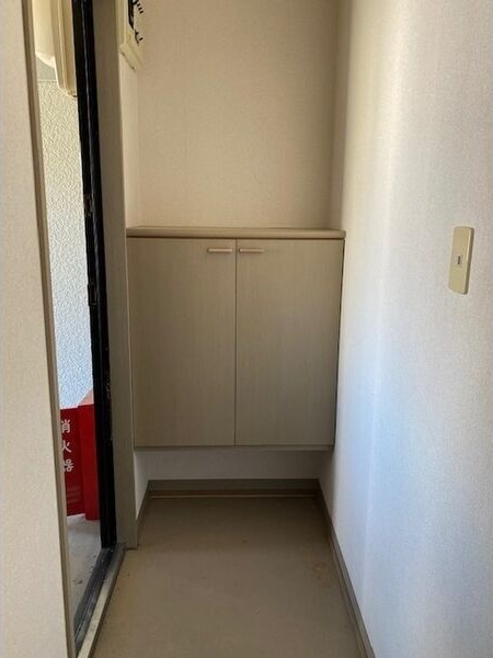 アメニティハウス 玄関