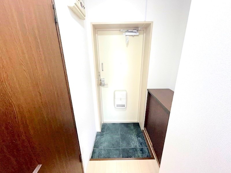 BワールドⅡ 玄関