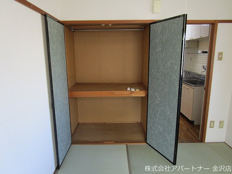 ハイシティ石引 収納