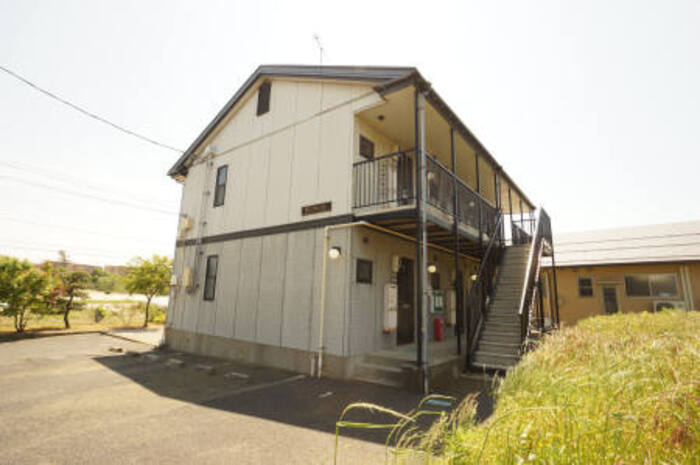 サンクレスト 駐車場