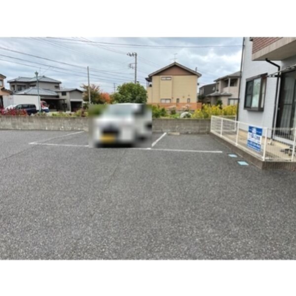 スターハイツⅡ 駐車場