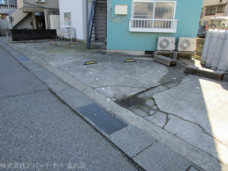 コキア森本 駐車場
