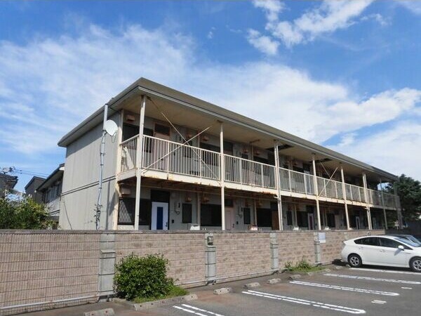 SAJA関屋昭和町 エントランス