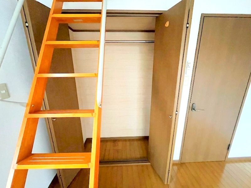 スチューデントフラット新鶴 収納
