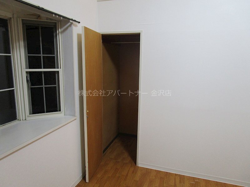 カーサ笠舞本町 収納