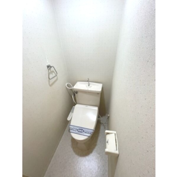 ダイアパレス沼垂四ツ角 トイレ