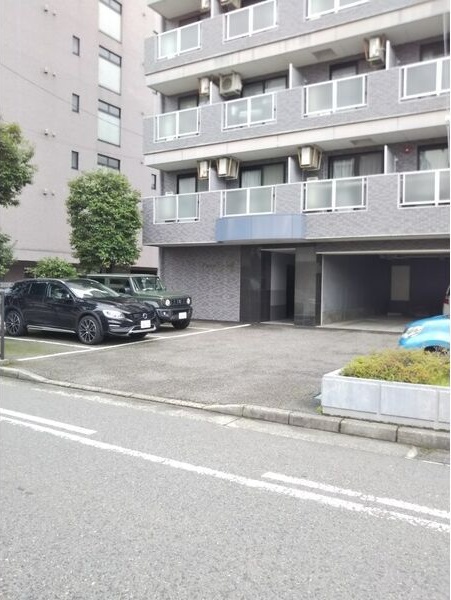 カナン花園 駐車場