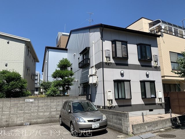 フラット93 駐車場