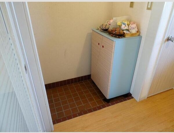 コーポアリス 玄関