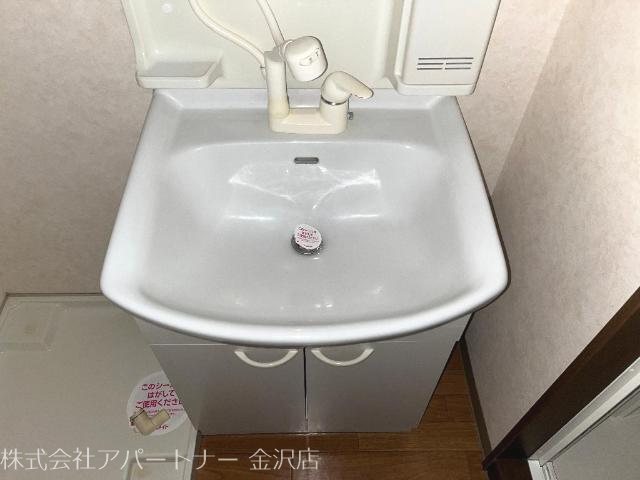 ハウス セルヴィール 洗面所