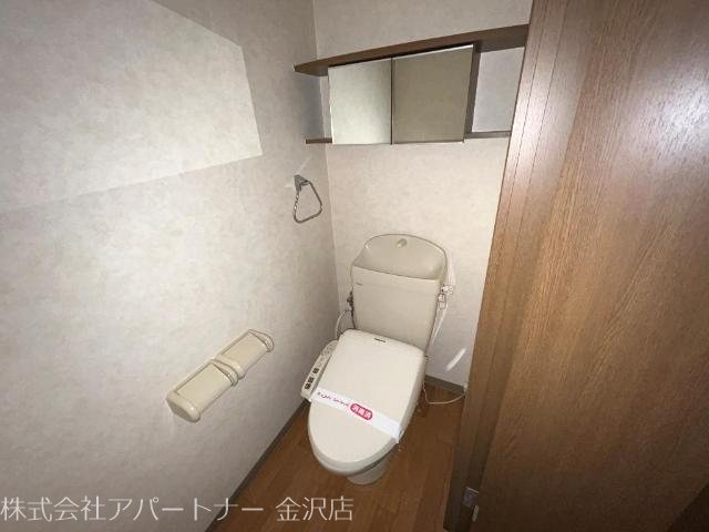 ハウス セルヴィール トイレ