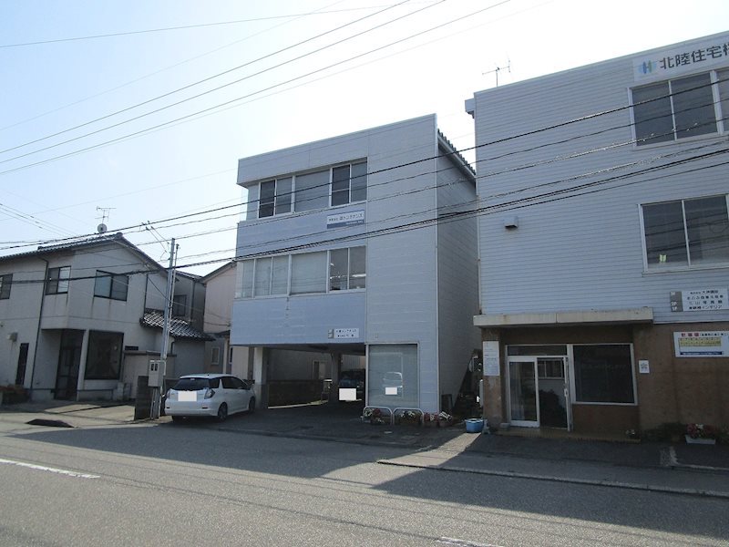畔柳インテリアビルB 外観