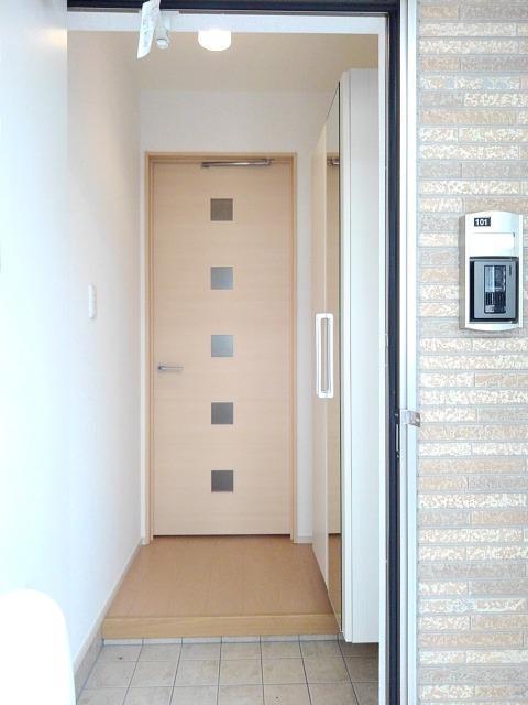 アンフィニ 玄関